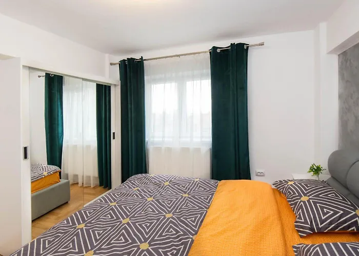 Center Sanctuary * 브라쇼브